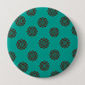 Badge Rond 10 Cm "Crimson Scrolls - Bold Elegance" (Devant)