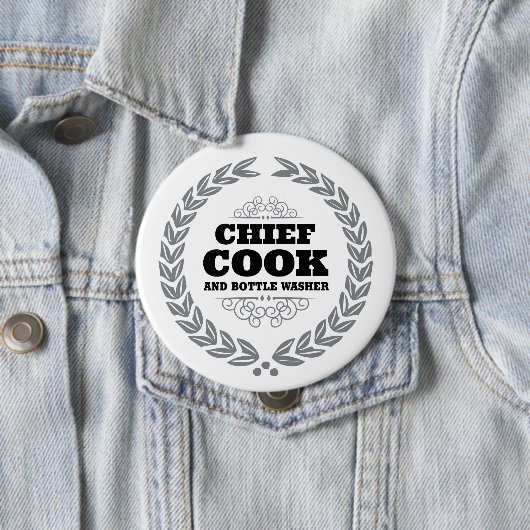 BADGE ROND 10 CM CUISINE EN CHEF ET LAVE-BOUTEILLE (En situation)