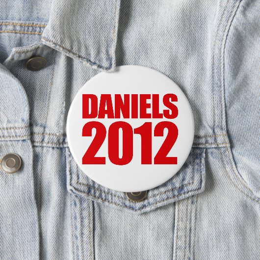 BADGE ROND 10 CM DANIELS 2012 - (En situation)