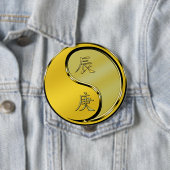 Badge Rond 10 Cm Dragon de Métal (En situation)