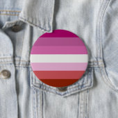 Badge Rond 10 Cm Drapeau de la fierté lesbienne (En situation)