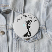 Badge Rond 10 Cm Halloween 2020, masquer les sorcières (En situation)