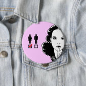 BADGE ROND 10 CM J'AIME LES FILLES (En situation)