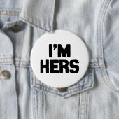 Badge Rond 10 Cm Je suis À ELLE (En situation)