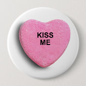 BADGE ROND 10 CM KISS ME (Devant)