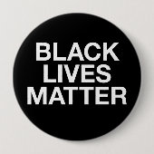 Badge Rond 10 Cm La vie noire importe (Devant)