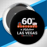 Badge Rond 10 Cm Las Vegas Birthday Party<br><div class="desc">Planning your 60th birthday à Vegas ? This Welcome to Las Vegas sign style design is the perfect way for a 60 ans old to celebrate with a birthday party à Vegas ! Great for a girls' trip or birthday squad coming to Vegas for a weekend getaway or vacation Objets...</div>