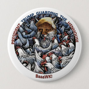 Badge Rond 10 Cm Le Fox parmi les poulets