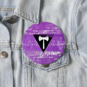 Badge Rond 10 Cm Lesbian Pride Paint (Labrys) (En situation)