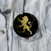 Badge Rond 10 Cm Lion Royal Doré (En situation)
