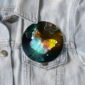 Badge Rond 10 Cm Papillon lumineux et papillons de nuit (En situation)