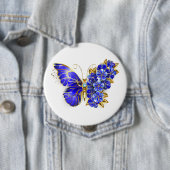 Badge Rond 10 Cm Papillon saphir à fleurs (En situation)