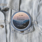 Badge Rond 10 Cm Personnaliser les fêtes d'Ordination du 30e annive (En situation)