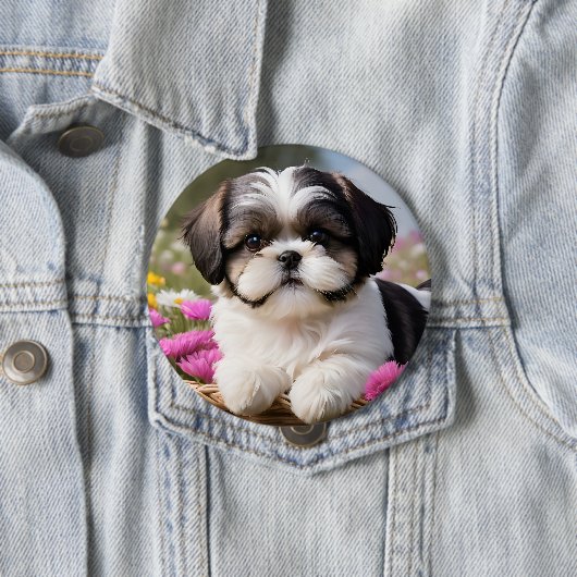 Badge Rond 10 Cm Petite Tzu Chiot Panier Fleurs (En situation)