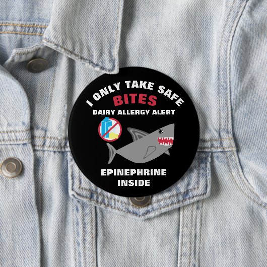 Badge Rond 10 Cm Pin personnalisé d'alerte d'allergie de laiterie (En situation)