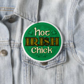 Badge Rond 10 Cm Poussin chaud irlandais (bouton rond) (En situation)