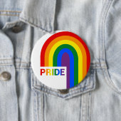 Badge Rond 10 Cm Pride arc-en-ciel (En situation)