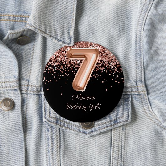 Badge Rond 10 Cm Rose Gold Black 7e fête d'anniversaire (En situation)