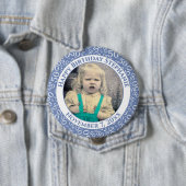 Badge Rond 10 Cm Votre photo 50e anniversaire Numéro Motif | Bleu (En situation)