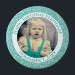 Badge Rond 10 Cm Votre photo 70e anniversaire Numéro Motif Turquois<br><div class="desc">Il s'agit d'un bouton commémoratif avec votre photo et votre texte pour célébrer votre 70e anniversaire. Il y a un modèle de texte pour faciliter la modification du message et de la date. Il y a aussi un modèle photo pour faciliter l'ajout de votre image. Ce cadre photo turquoise et...</div>