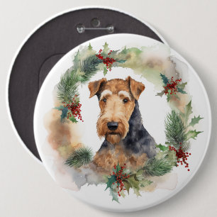 Badge Rond 15,2 Cm Airedale Christmas Wreath Festive Pup