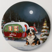 Badge Rond 15,2 Cm Bernese Mountain Caravan Christmas Adventure (Devant)