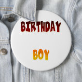 Badge Rond 15,2 Cm Birthday Boy (En situation)