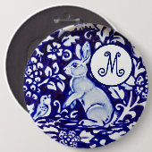 Badge Rond 15,2 Cm Bleu Blanc Rabbit Oiseau Floral Monogramme Élégant (Devant & derrière)