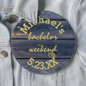 Badge Rond 15,2 Cm Bois Bleu Rustique | Monogramme Week-end Célibatai (En situation)