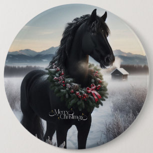 Badge Rond 15,2 Cm Cheval noir dans la neige avec couronne de Noël
