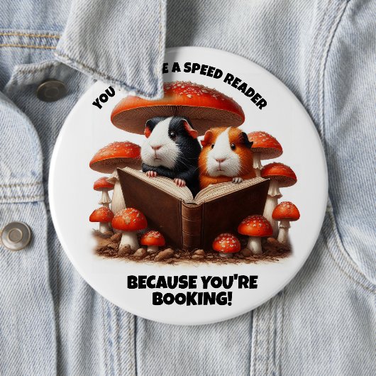 Badge Rond 15,2 Cm Chiens De Guinée Drôle À Lire Sous Champignons Rou (En situation)