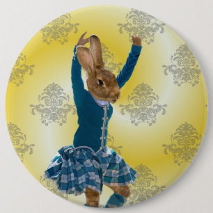 Badge Rond 15,2 Cm Danseur des montagnes écossais de lapin mignon