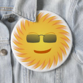 BADGE ROND 15,2 CM FACE COOL (En situation)
