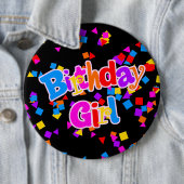 Badge Rond 15,2 Cm Fête d'anniversaire Fille Confetti (En situation)
