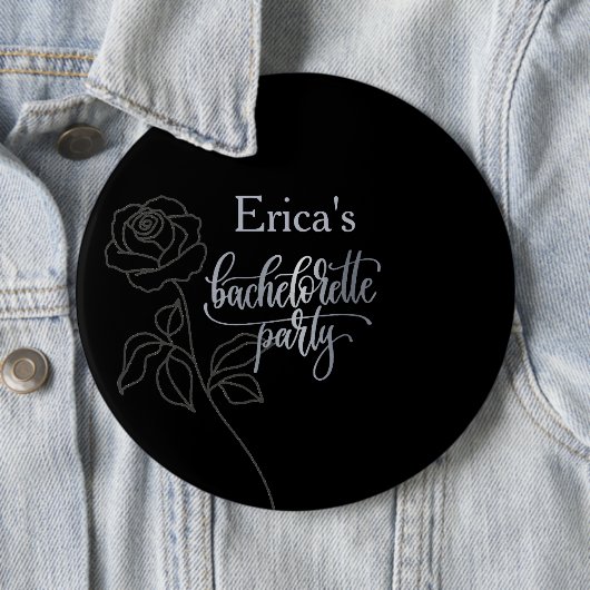 Badge Rond 15,2 Cm Fête de Bachelorette Gothique Noir Floral (En situation)