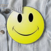 Badge Rond 15,2 Cm insigne de visage (En situation)