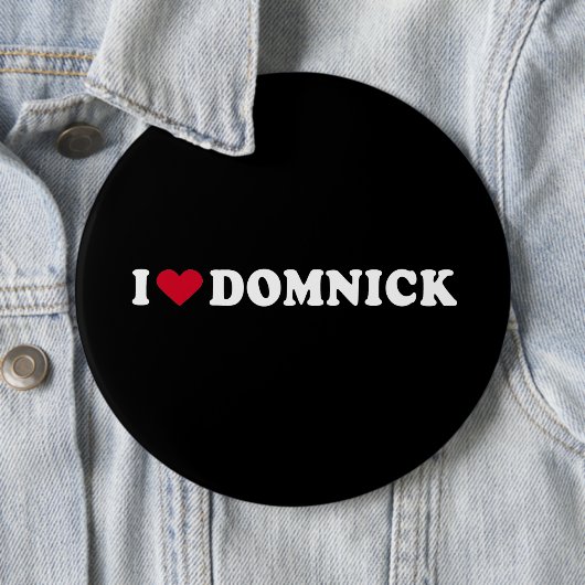 BADGE ROND 15,2 CM J'AIME DOMNICK (En situation)