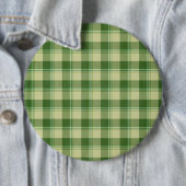 Badge Rond 15,2 Cm Journée de la Saint Patrick à Plaid Vert (En situation)