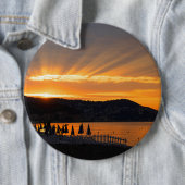 Badge Rond 15,2 Cm Lever Du Soleil Sur La Promenade Des Anglais (En situation)