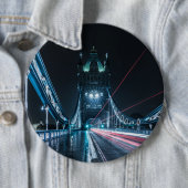 Badge Rond 15,2 Cm London Tower Bridge (En situation)