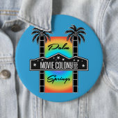 BADGE ROND 15,2 CM MOVIE COLONY EST (En situation)