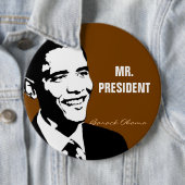 BADGE ROND 15,2 CM MR.PRESIDENT (En situation)