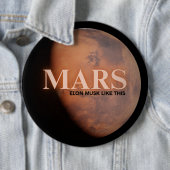 Badge Rond 15,2 Cm Planète Mars Drôle (En situation)