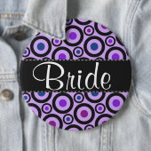Badge Rond 15,2 Cm Pointe Polka violet tendance (En situation)