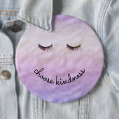 Badge Rond 15,2 Cm Purple rose Ombre noir cils doux (En situation)