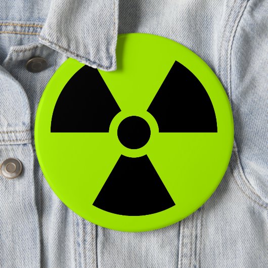 Badge Rond 15,2 Cm Radioactif (En situation)