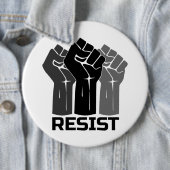 Badge Rond 15,2 Cm Résiste avec poing - en noir 0003 (En situation)