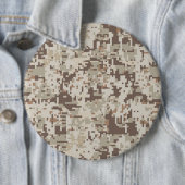 Badge Rond 15,2 Cm Style Désert Camouflage Numérique Décor Beige (En situation)