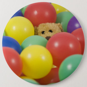 Badge Rond 15,2 Cm Ted dans la piscine à balles