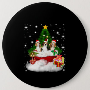 Badge Rond 15,2 Cm Trois Père Noël Beagle Avec Arbre De Noël